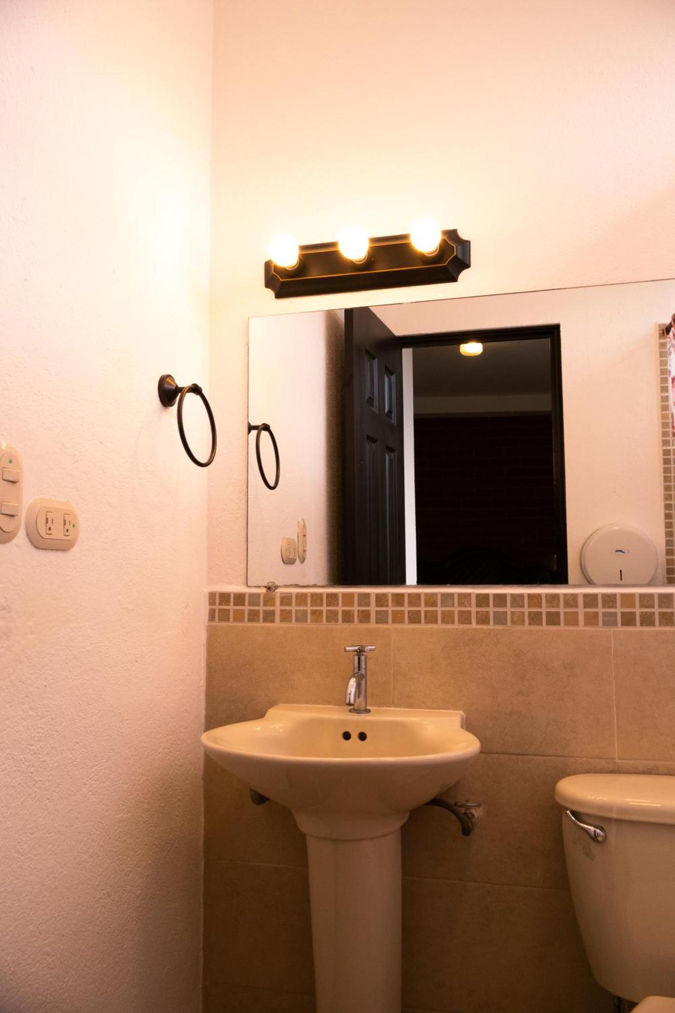 Lar Antiqua Hotel Quetzaltenango Esterno foto