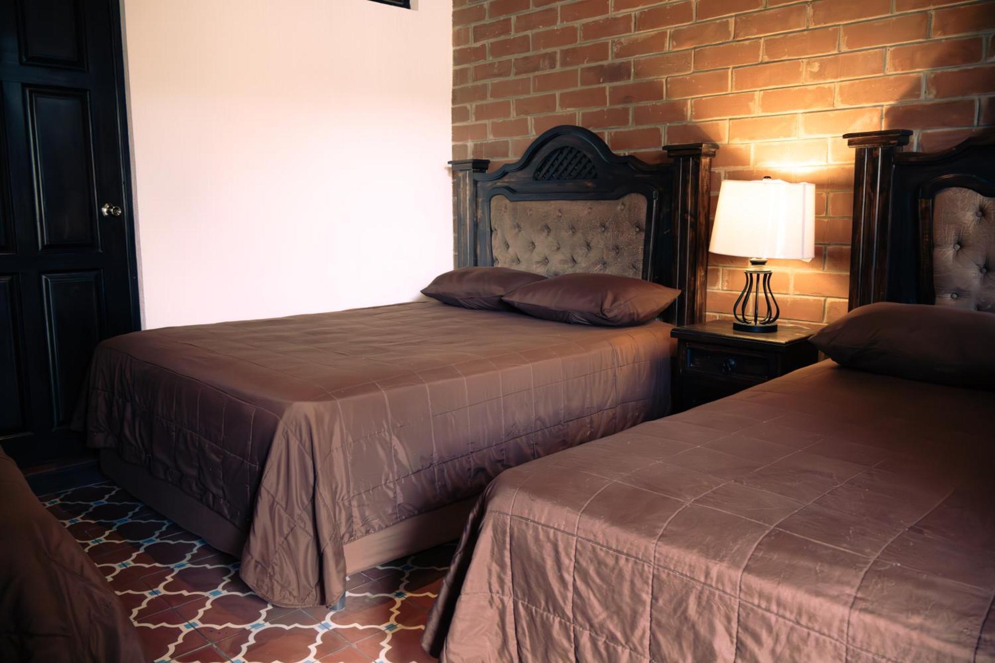 Lar Antiqua Hotel Quetzaltenango Esterno foto