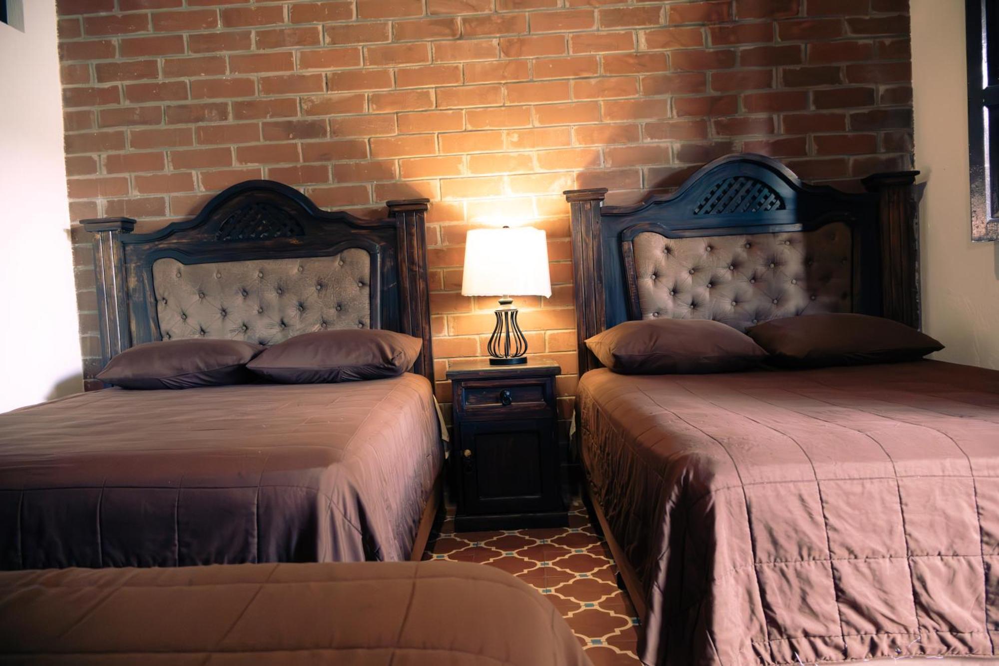 Lar Antiqua Hotel Quetzaltenango Esterno foto